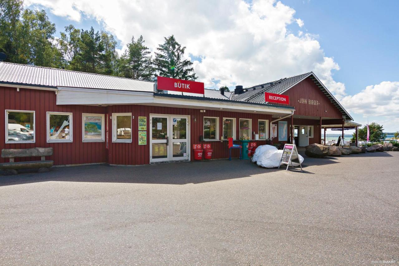 First Camp Kolmarden-Norrkoping Hotel Exterior foto